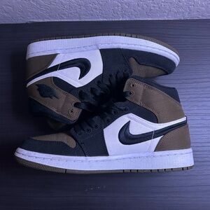 Jordan’s highs “olive toe”